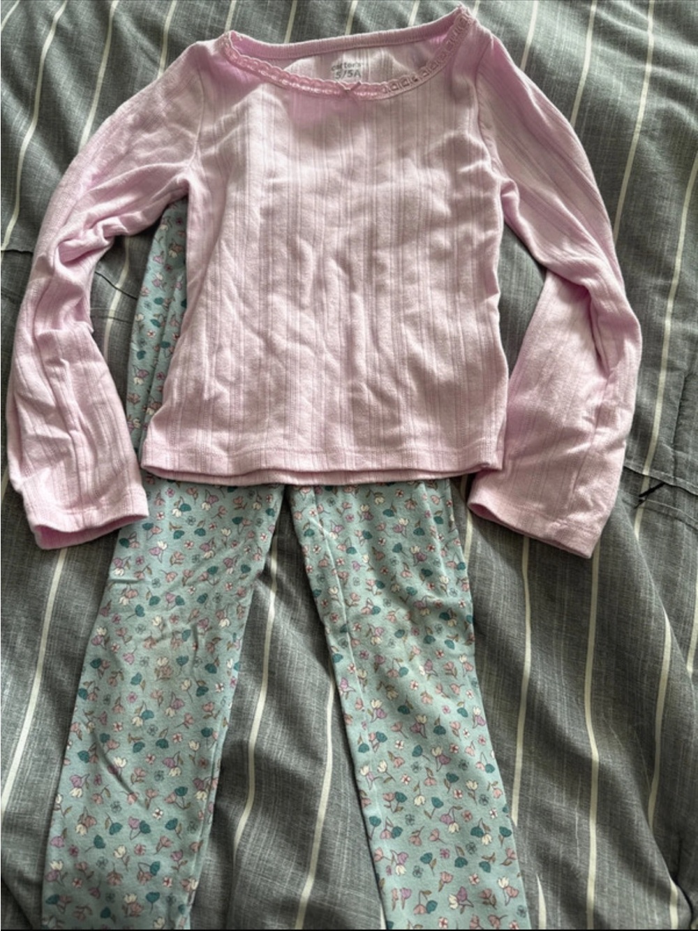 Carter's outfit fall 2 piece size 5T Long-Sleeve Set leggings and tops